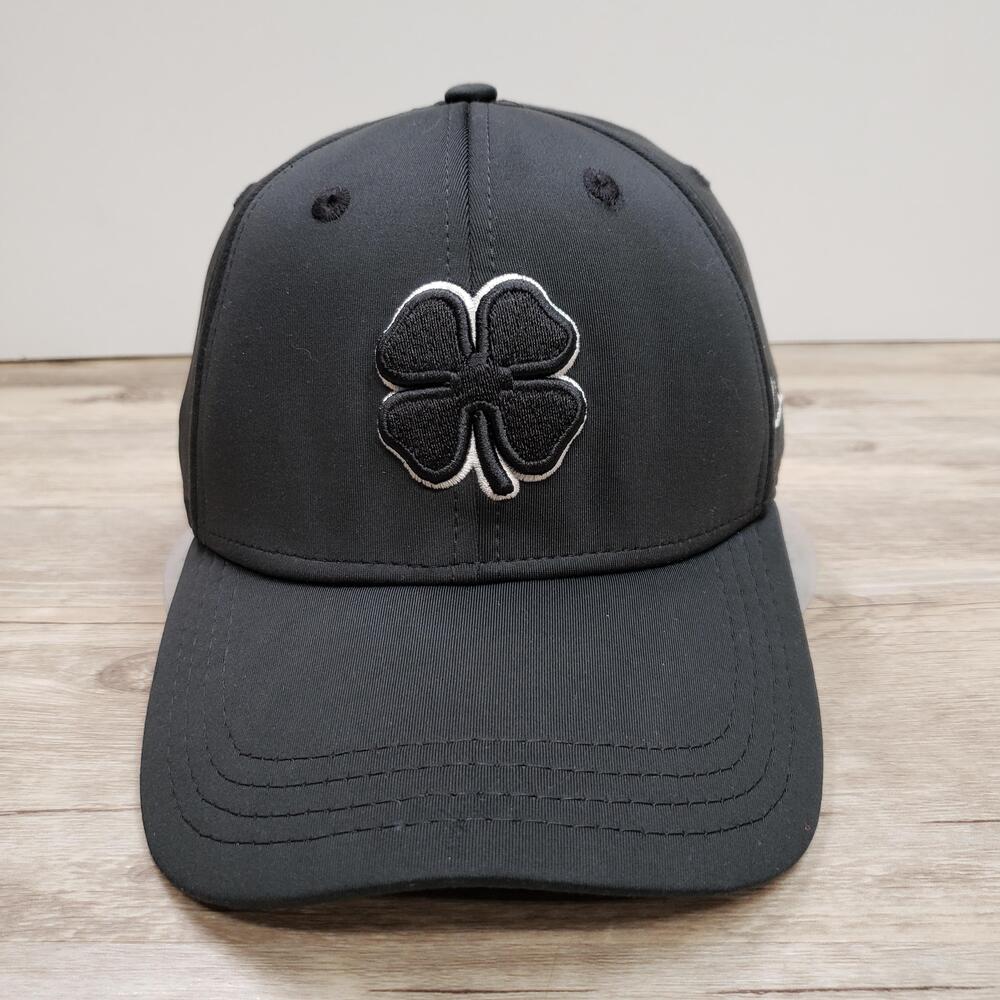 Black Clover Live Lucky Hat Cap Fitted Mens M Black Stretch Baseball Clover
